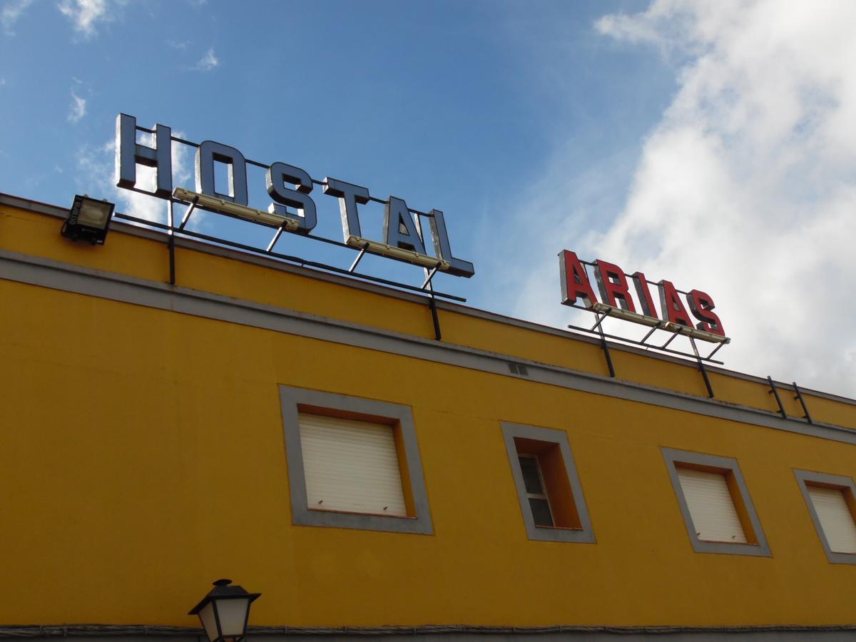 Hostal Arias Zafra Εξωτερικό φωτογραφία