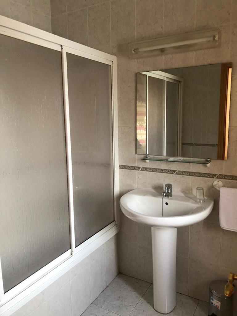 Hostal Arias Zafra Εξωτερικό φωτογραφία